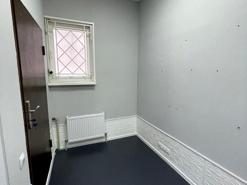 комерційна за адресою Привокзальна вул., 9а