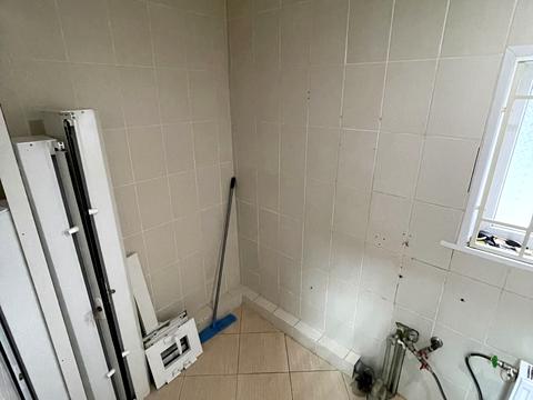 комерційна за адресою Привокзальна вул., 9а