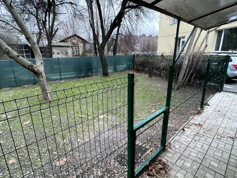 комерційна за адресою Привокзальна вул., 9а