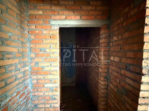 комерційна за адресою Дніпровська набережна вул., 17в