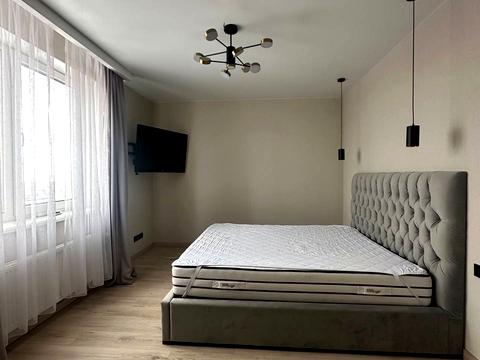 квартира за адресою Перлинна вул., 8