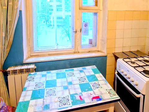 квартира за адресою Червоної Калини просп. (Володимира Маяковського), 21