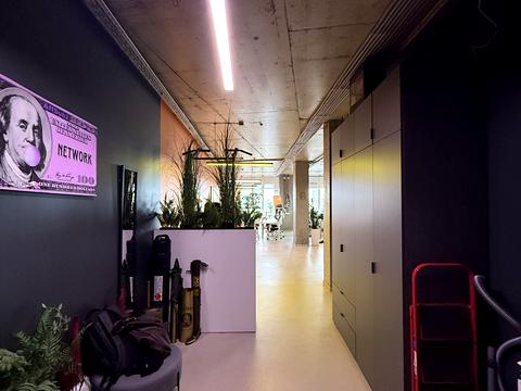 комерційна за адресою Київ, Костянтинівська вул., 75