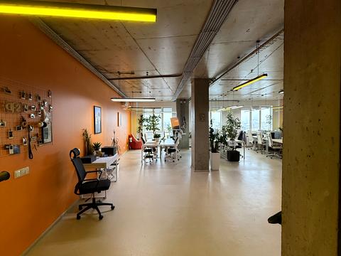 комерційна за адресою Київ, Костянтинівська вул., 75