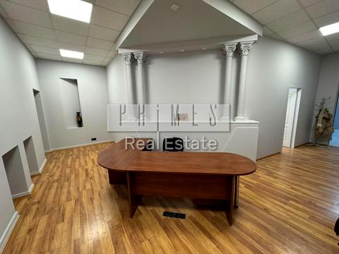 комерційна за адресою Михайла Коцюбинського вул., 5