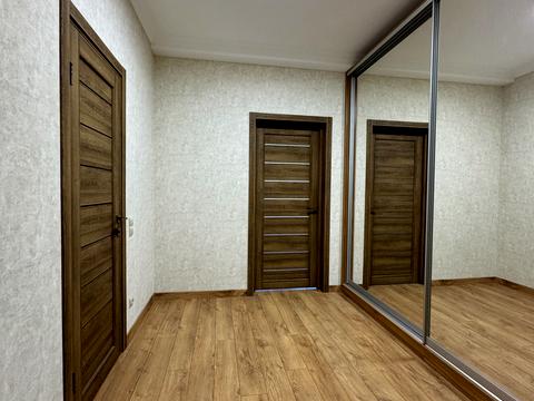 квартира за адресою Дмитра Луценка вул. (Крейсера "Аврора"), 6