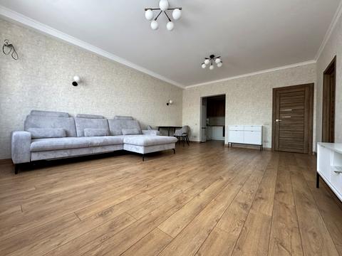 квартира за адресою Дмитра Луценка вул. (Крейсера "Аврора"), 6