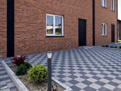 будинок за адресою Житомирська вул. (Ватутіна)