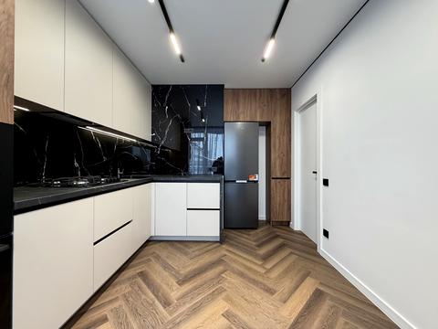 квартира по адресу Карпатська ул., (Будинок)