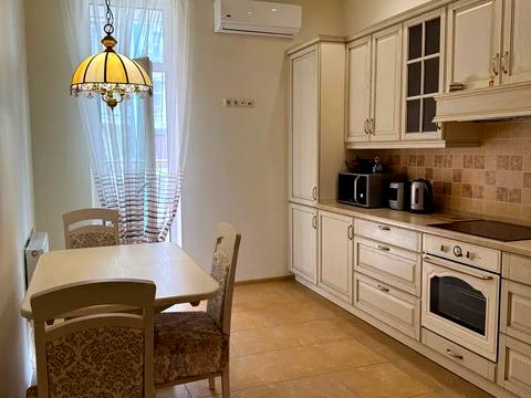 квартира за адресою Київ, Саперне Поле вул., 12