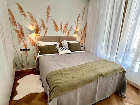 квартира за адресою Салютна вул., (Будинок 02301-02303)