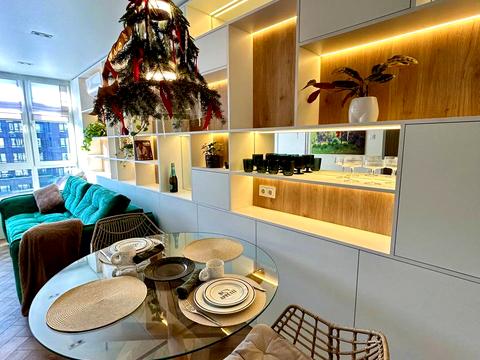 квартира за адресою Салютна вул., (Будинок 02301-02303)