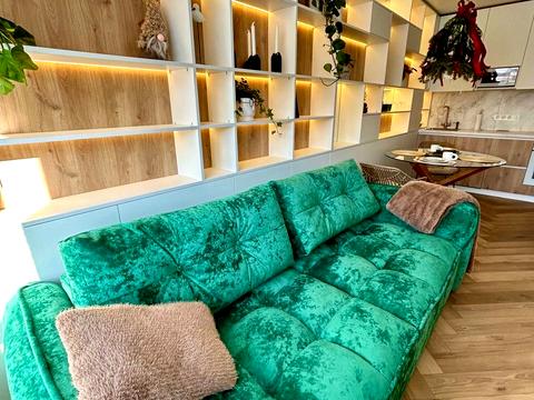 квартира за адресою Салютна вул., (Будинок 02301-02303)