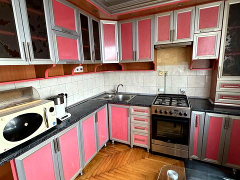 квартира за адресою Шкільна вул. (Героїв Сталінграда), 50