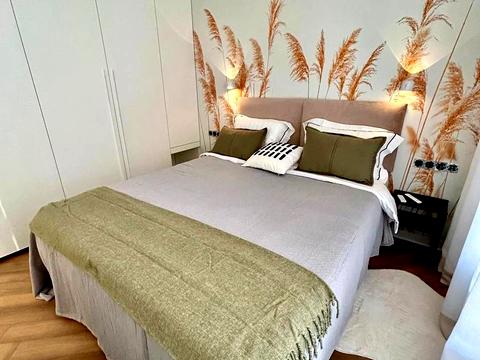 квартира за адресою Київ, Салютна вул., (Будинок 02301-02303)