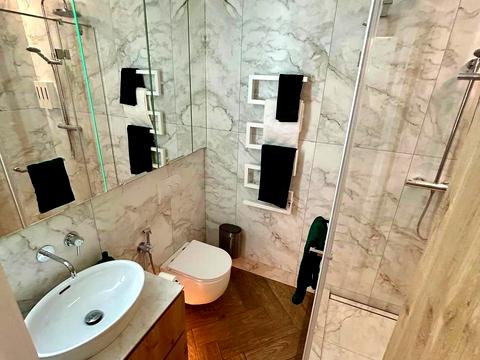 квартира за адресою Київ, Салютна вул., (Будинок 02301-02303)