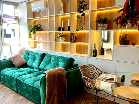 квартира за адресою Київ, Салютна вул., (Будинок 02301-02303)