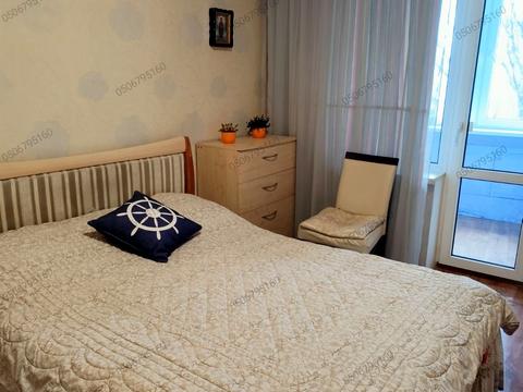 кімната за адресою Юрія Кондратюка вул. (Комунарівська), 1