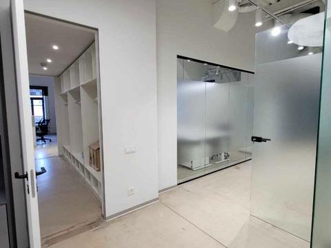 комерційна за адресою Велика Васильківська вул. (Червоноармійська), 1/13