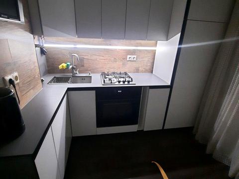 квартира за адресою с. Ков'ярі, Повітряна, 4