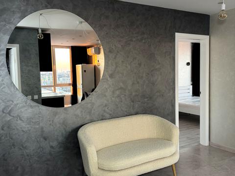 квартира за адресою Олега Мудрака вул. (Генерала Наумова), 1-Б