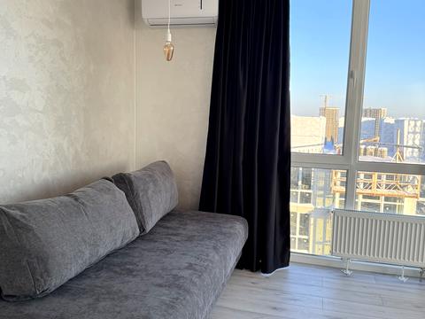 квартира за адресою Олега Мудрака вул. (Генерала Наумова), 1-Б