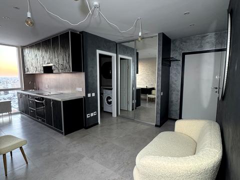 квартира за адресою Олега Мудрака вул. (Генерала Наумова), 1-Б