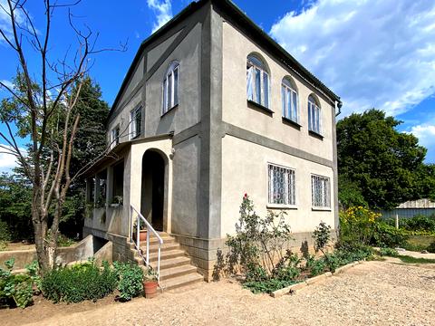 будинок за адресою Маяки