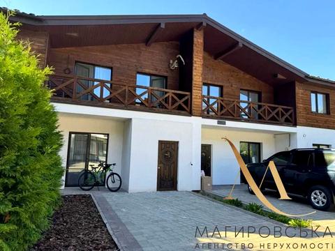 будинок за адресою Невеличука вул., 52