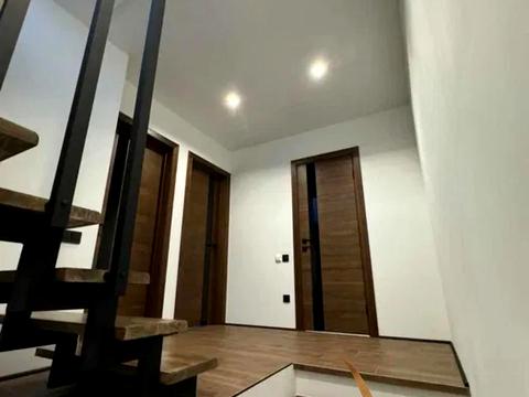 будинок за адресою Невеличука вул., 52