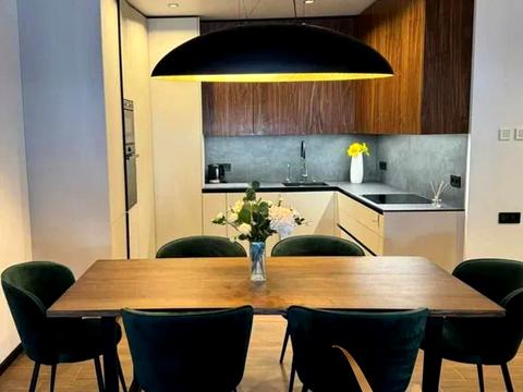 будинок за адресою Невеличука вул., 52