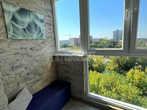 квартира за адресою Льва Ландау просп. (50-річчя СРСР), 52-Л