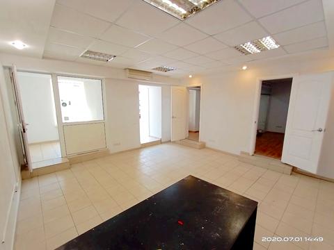 комерційна за адресою Мала Арнаутська вул., 64