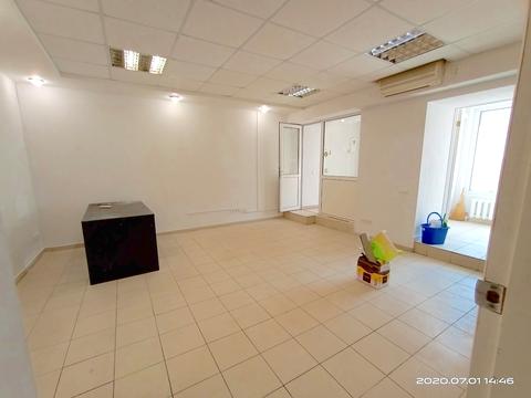 комерційна за адресою Мала Арнаутська вул., 64