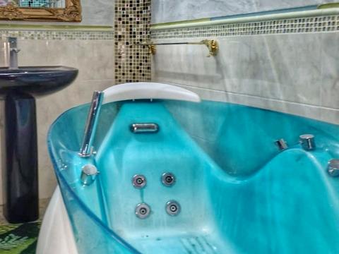 квартира за адресою Дмитра Яворницького просп. (Карла Маркса), 46