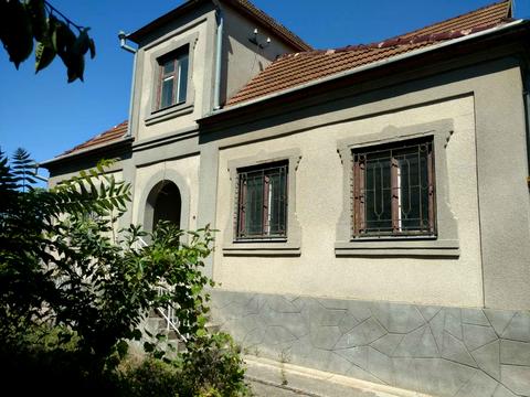 будинок за адресою с-ще. Усатове, Лазарева вул.