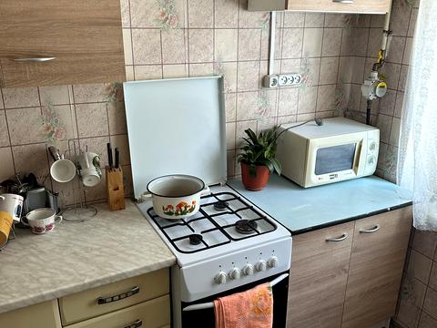 квартира за адресою Романа Ратушного вул. (Волгоградська), 3