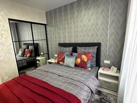 квартира за адресою Космічна вул., 5