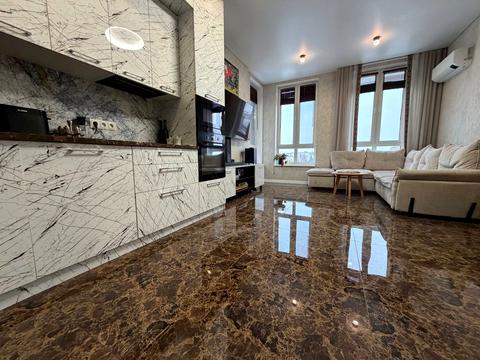 квартира за адресою Космонавтів просп., 49