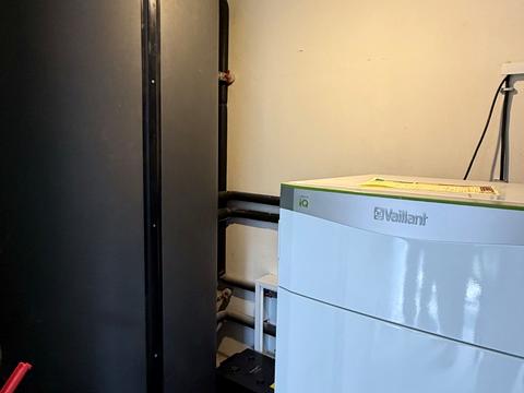 будинок за адресою Степана Чобану вул. (Василя Алексухіна), 11