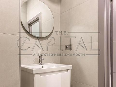 комерційна за адресою Жилянська вул., 68