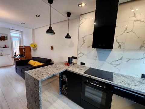 квартира за адресою Регенераторна вул., 4к2