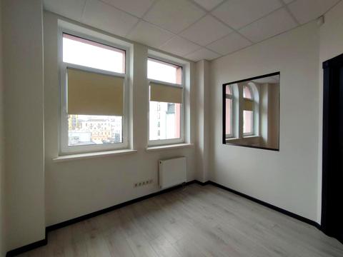 комерційна за адресою Спаська вул., 5