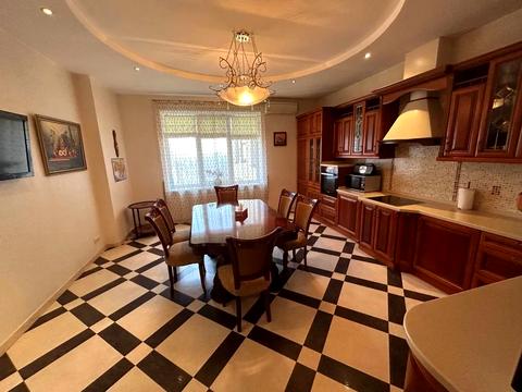 квартира за адресою Київ, Інститутська вул., 17/5