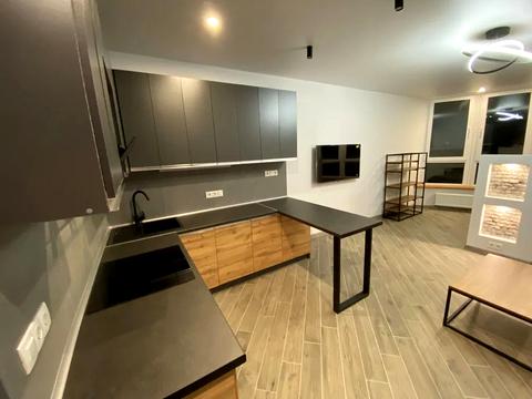 квартира за адресою Новопольова вул., 2 корп. 1