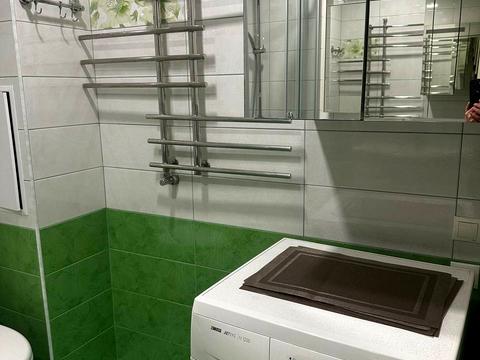 квартира за адресою Василя Симоненка вул., 5-А