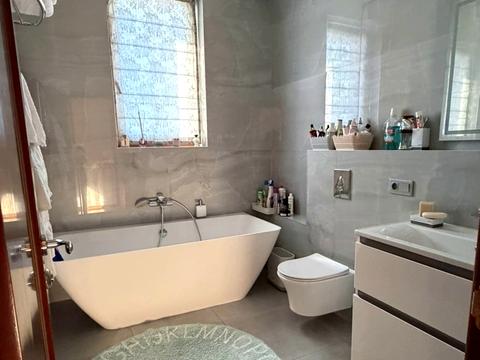 будинок за адресою пров Учительський, 22 а