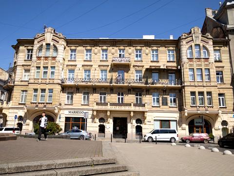 квартира по адресу Генерала Петра Григоренко пл. (Перемоги), 4