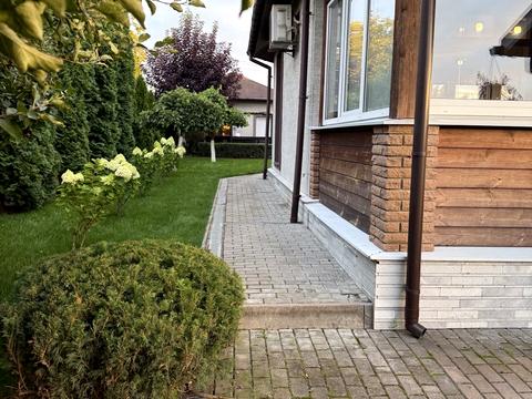 будинок за адресою пров Учительський, 22 а