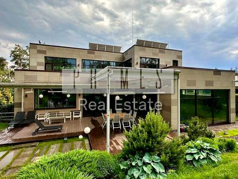 дом по адресу Дачная ул.